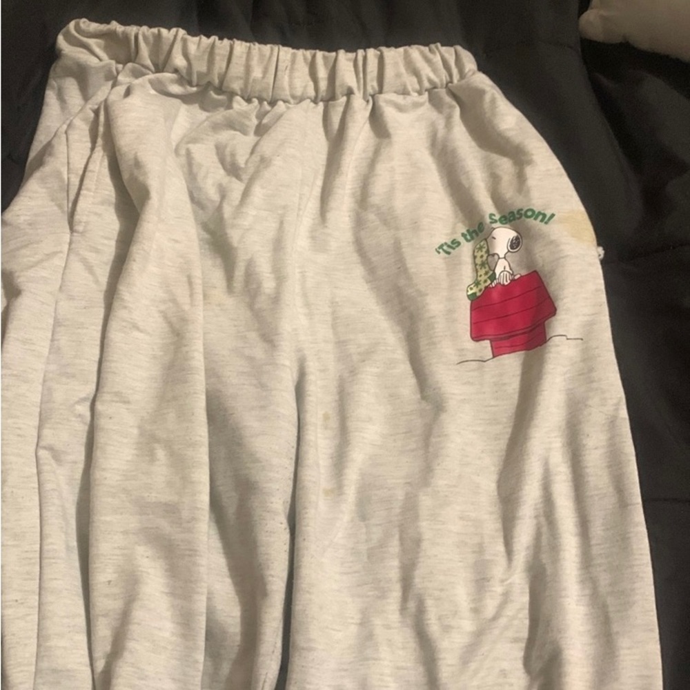 Romwe snoopy pants